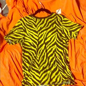 Tiger striped t shirt